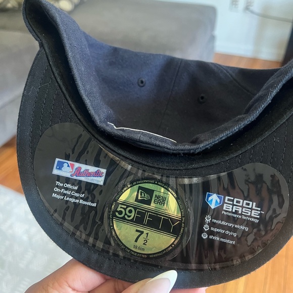 New York Yankees - Picture 3 of 7